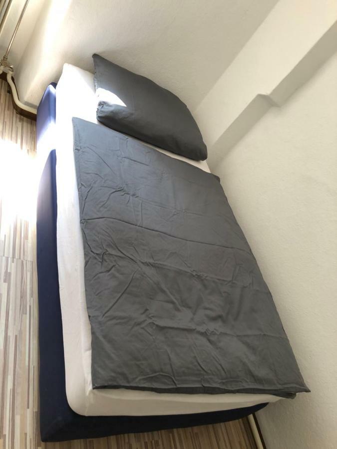 Downtown City - Privaterooms Фюрт Экстерьер фото